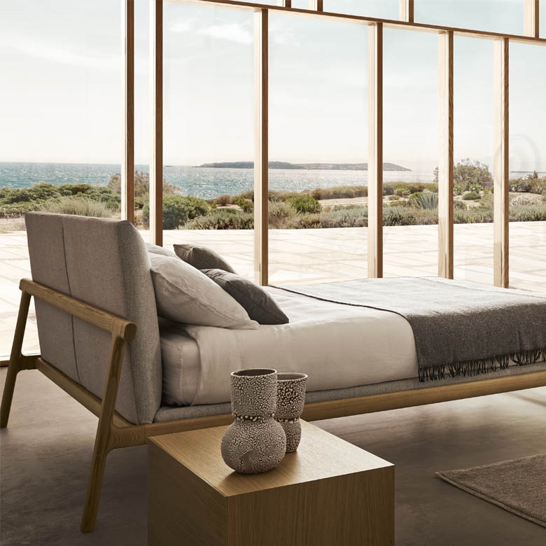 PIANCA_Fushimi_platform-wood-bed-back PIANCA Fushimi platform wood bed back