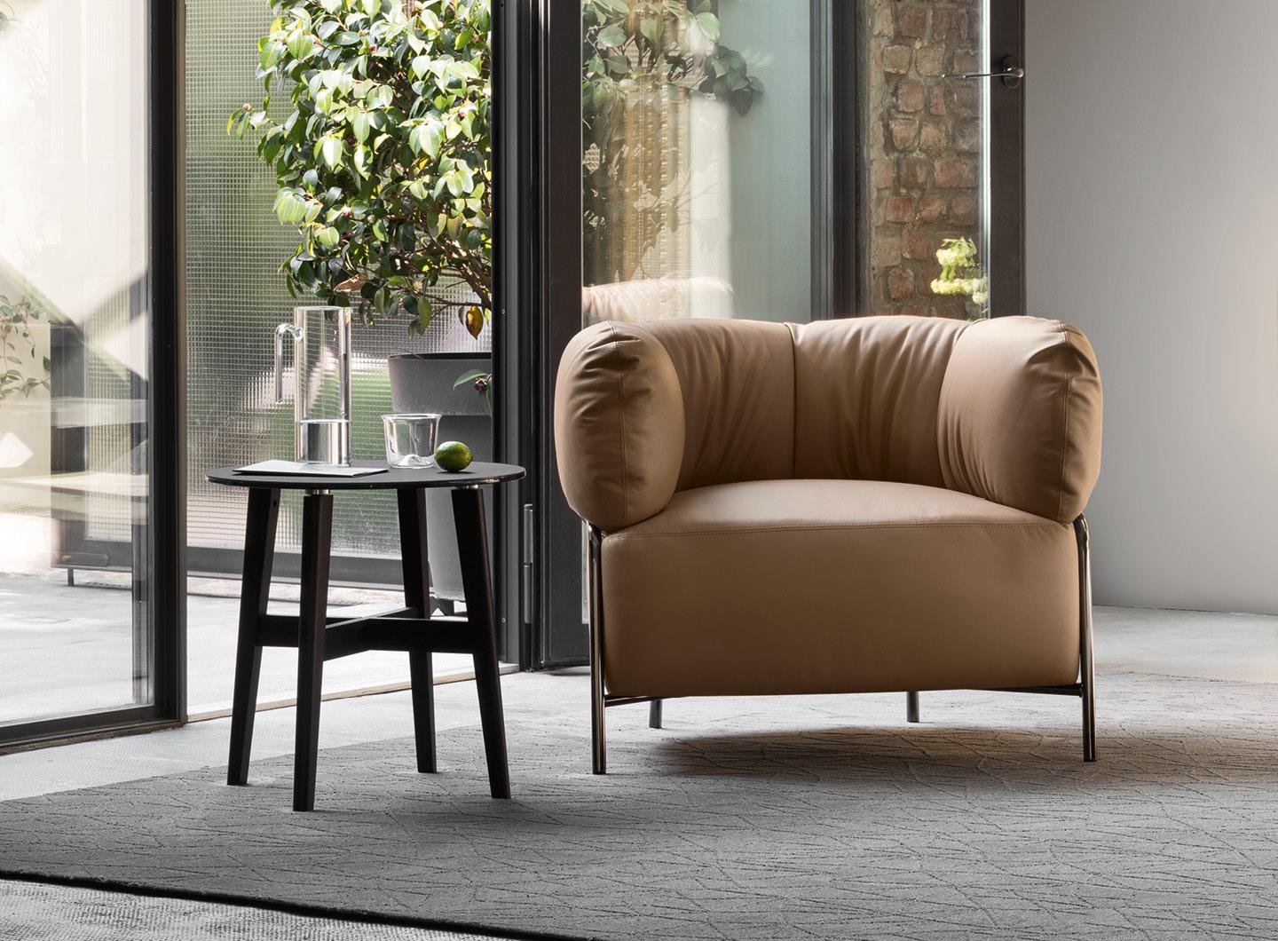 calligaris_abrey_side_table_lifestyle