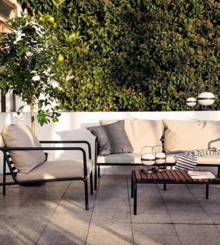 houe avon lounge setting 1 family 1
