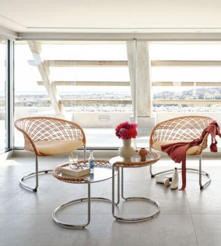 midj lounge armchair P47 AP M TS CU lifestyle