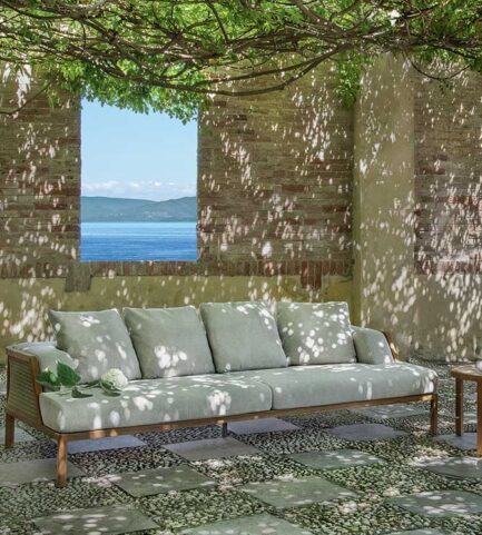 GrandLife sofa lifestyle