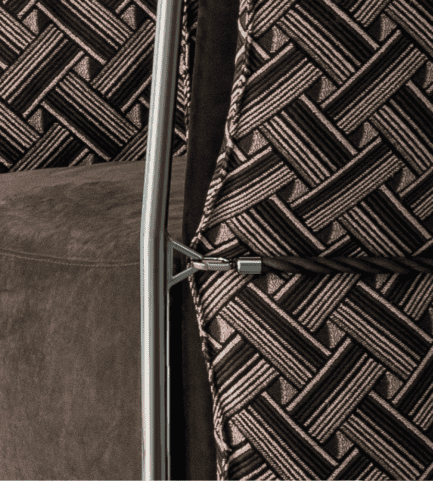 cierre belt swivel armchair detail